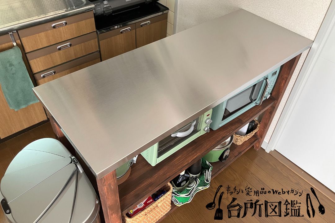 ステンレスのキッチン作業台│ニトリのワークテーブルですっきり収納 