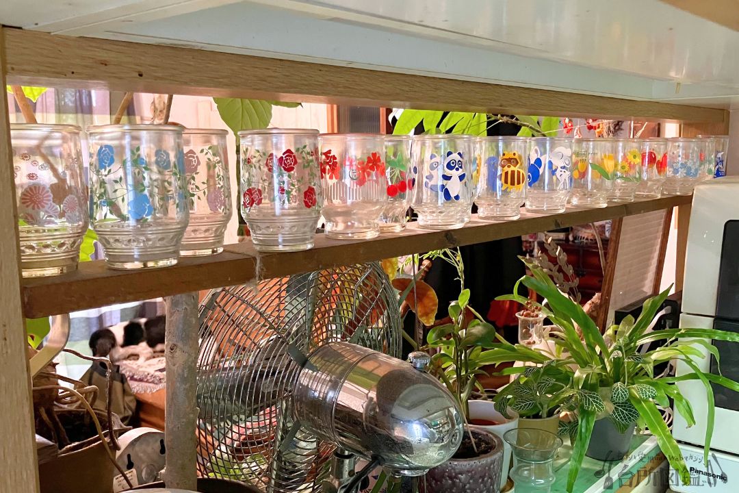 昭和レトロなガラスカップのコレクション