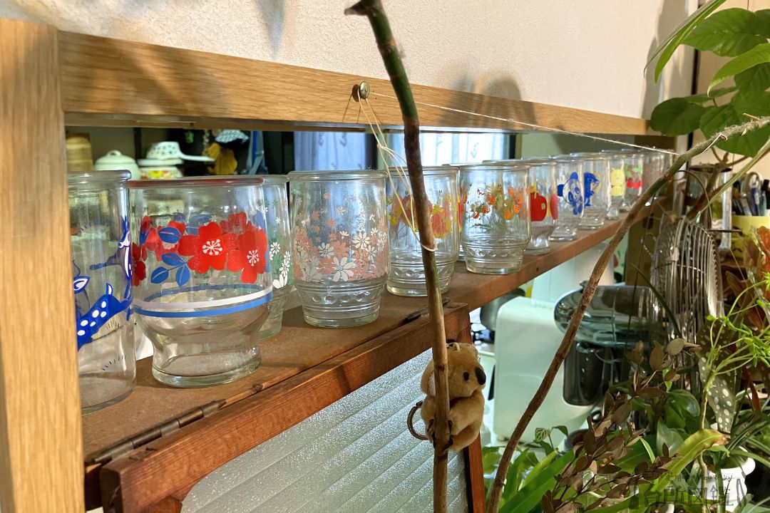昭和レトロなガラスカップのコレクション